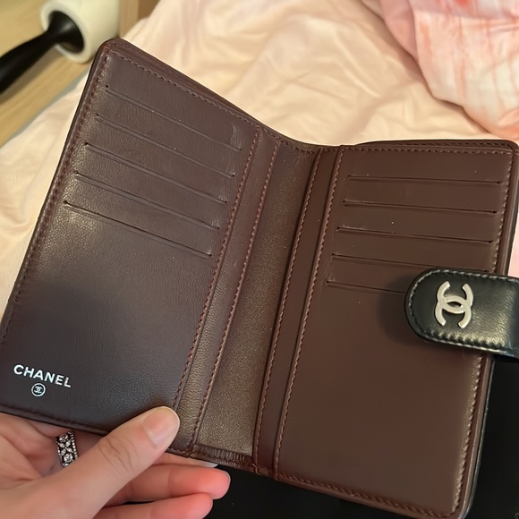(SOLD)Chanel French Wallet - Picture 2 of 5